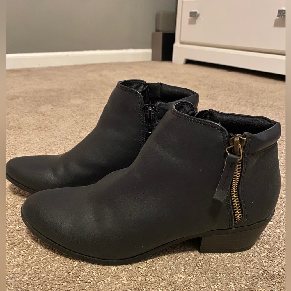 New Missimo Black Booties
